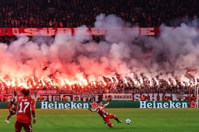 包含德罗巴在拜仁比赛中比分优势明显，突破纪录引发热议！的词条