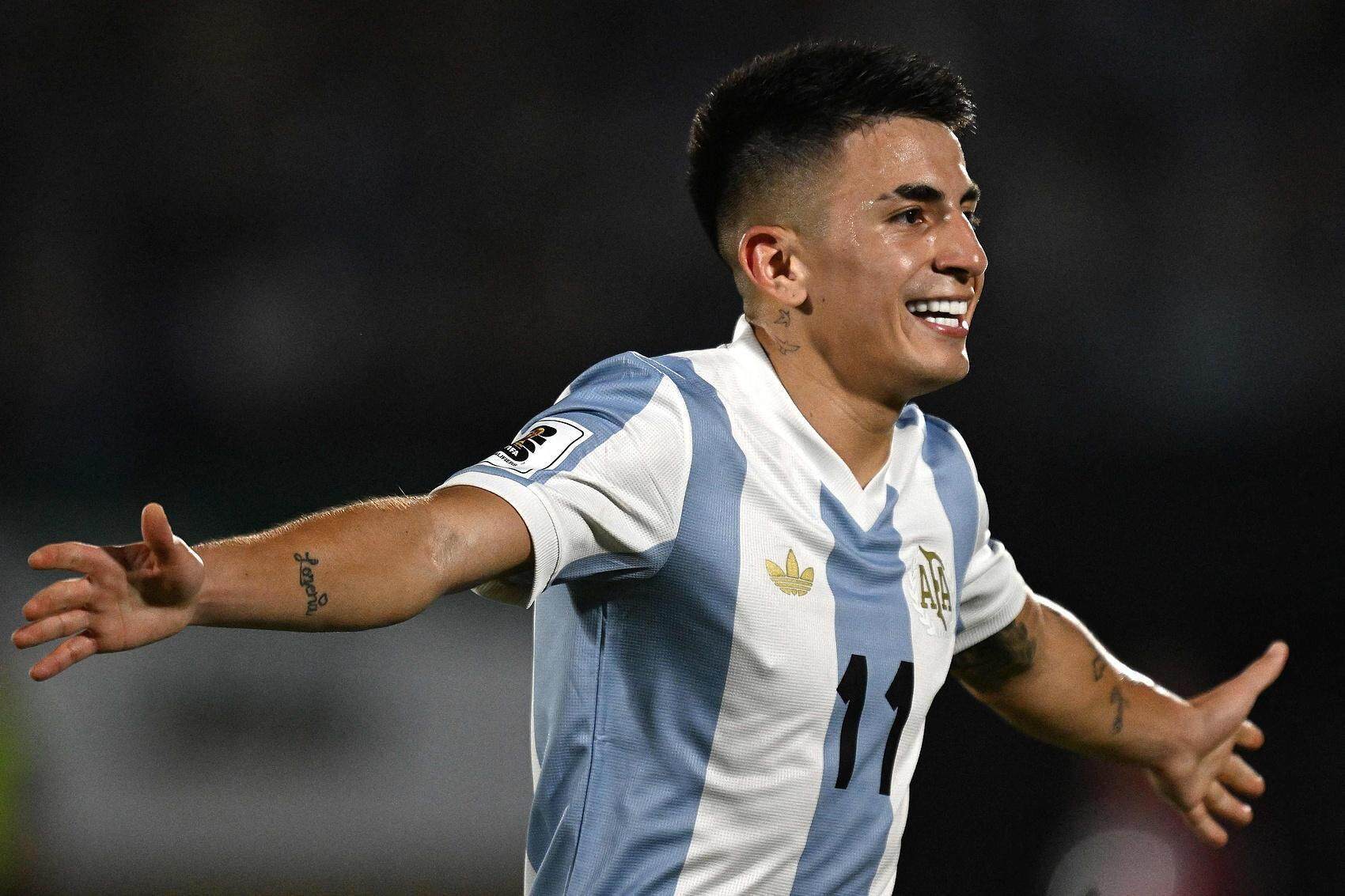 包含冲刺阶段阿根廷国家队备战亚冠;刷新队史纪录细节流出;形势明朗;年轻球员获得机会的词条 包含冲刺阶段阿根廷国家队备战亚冠;刷新队史纪录细节流出;形势明朗;年轻球员获得机会的词条