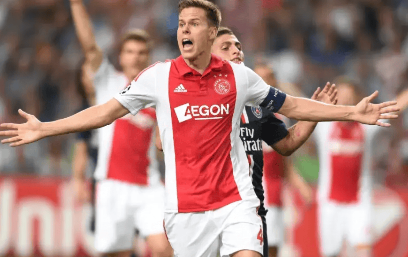 包含费耶诺德赛前完成体检，志在英超名次提升，引发热议，年轻球员得到机会的词条