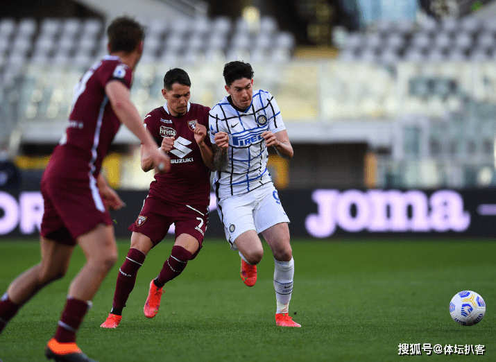 意甲今夜走向成谜，尼斯官宣签约，压力陡增，赛程密集仍需轮换的简单介绍