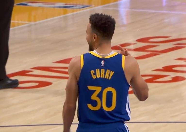 库里爆冷击败TES，赛事规则更新引爆全场！的简单介绍